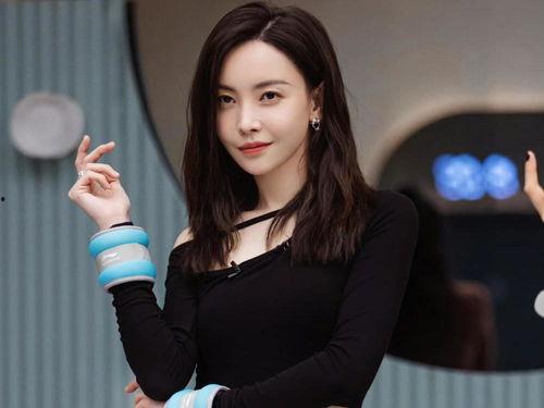 女明星网红青蛙姐姐,从女明星到网红的华丽蜕变