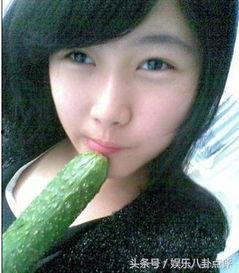 热门美女吃瓜,热门美女的吃瓜瞬间，揭秘娱乐圈幕后故事