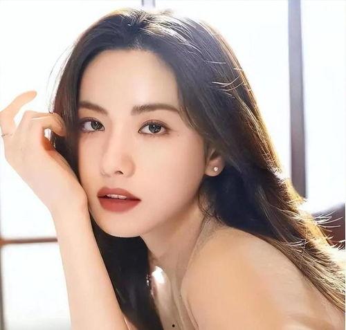 明星网红美女壁纸,捕捉时尚潮流的瞬间风采