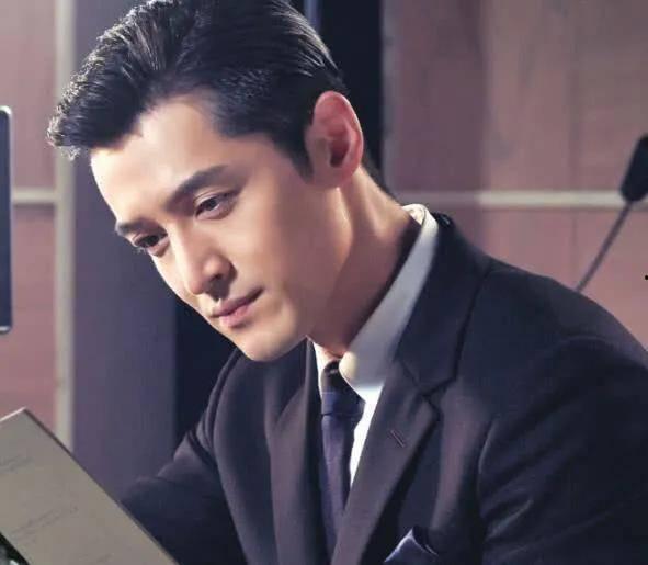 明星网红见到胡歌,明星网红纷纷打卡互动