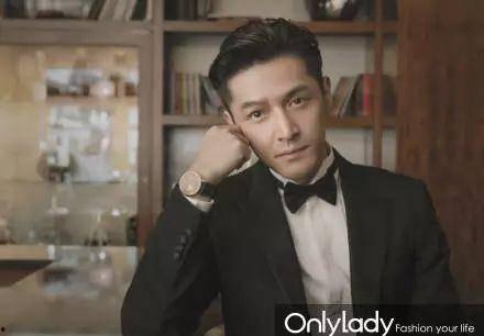 明星网红见到胡歌,明星网红纷纷打卡互动