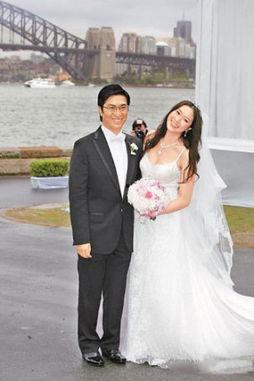 结婚早的明星网红,甜蜜爱情故事大盘点”