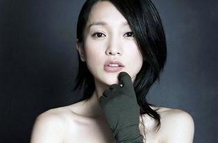 属龙的明星网红,揭秘属龙明星网红的璀璨风采”