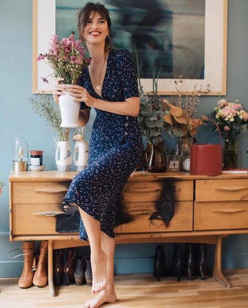 穿搭图文博主热门话题,揭秘穿搭图文博主热门话题背后的时尚秘密