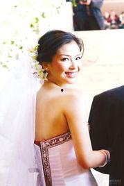 爱仔仔结婚明星网红,明星网红齐聚见证甜蜜时刻”